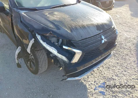 2025 Mitsubishi Eclipse Cross Black Edition S-Awc/Se S-Awc/Sel from USA, damaged, VIN JA4ATWAA8SZ013805